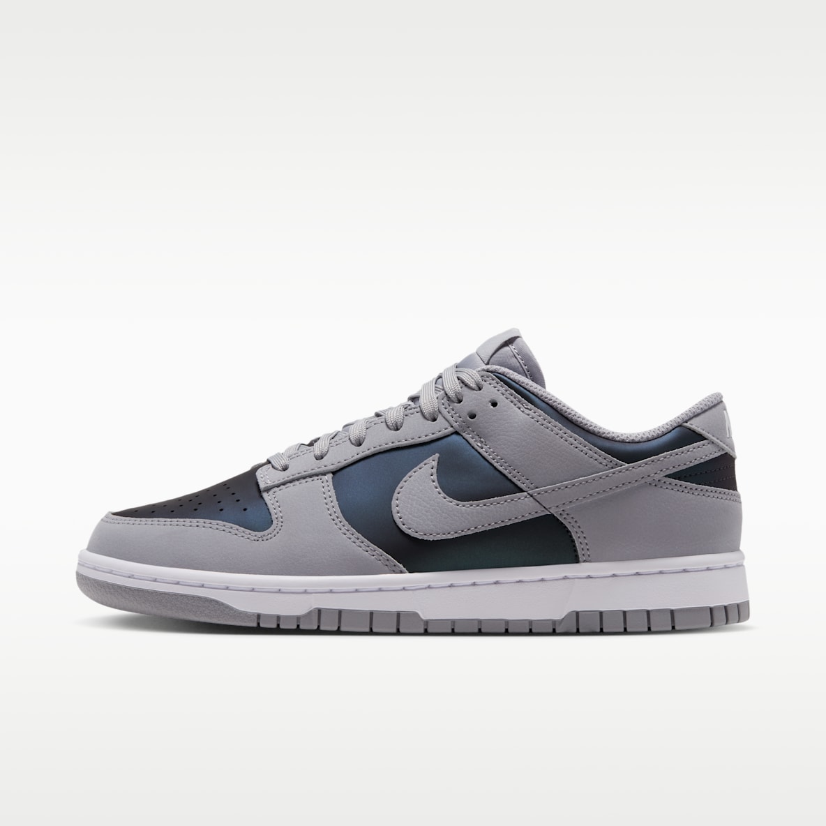 Grey Nike Dunk Shoes. Nike.com